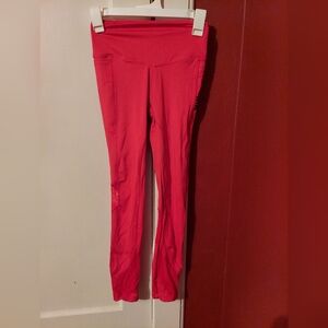 Hot pink leggings vs pink